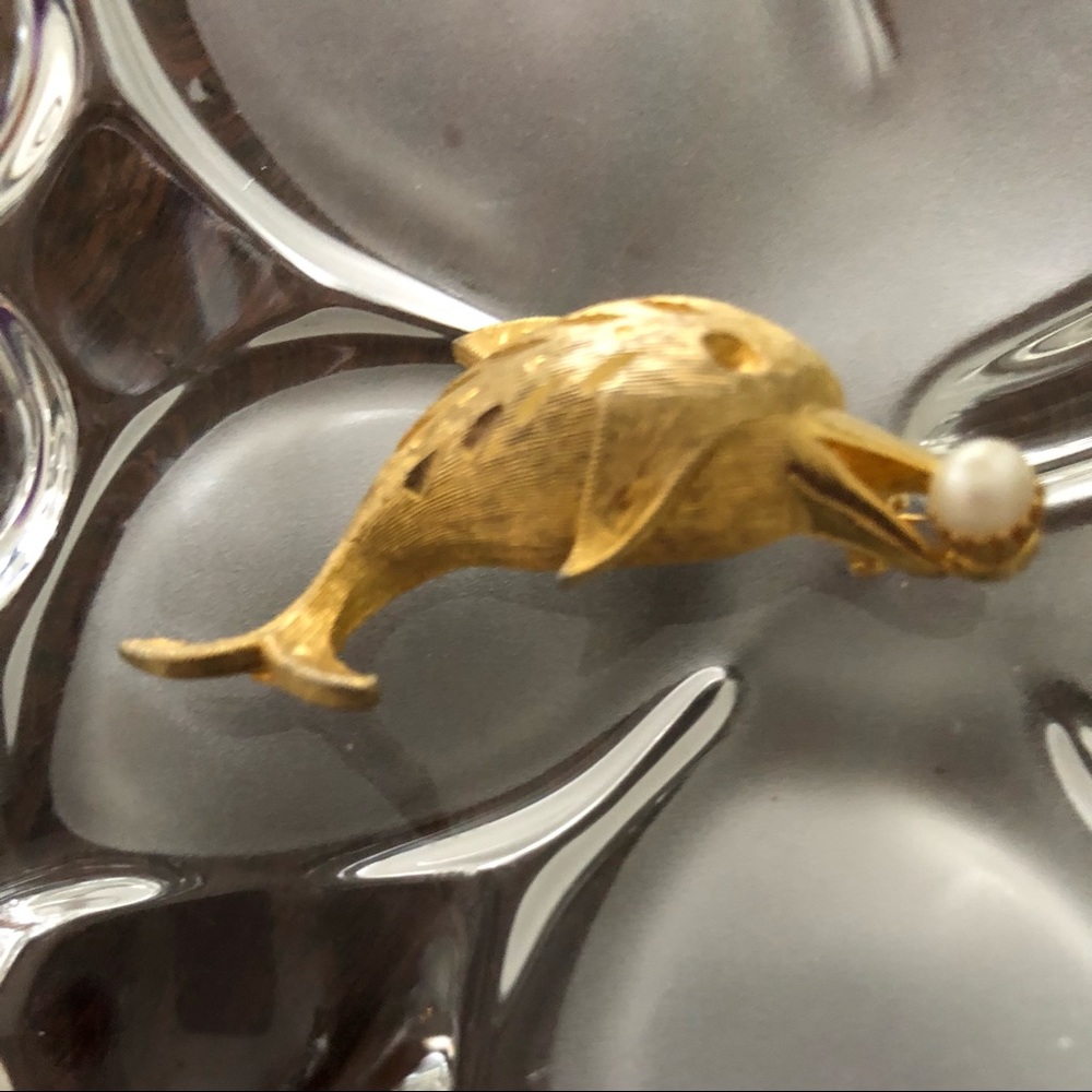 🥳 Woman or Older Child’s Dolphin Brooch